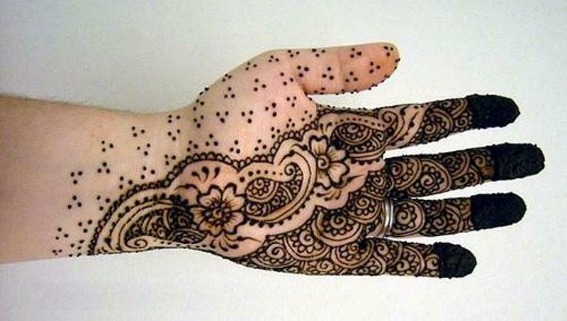 Latest Mehndi Designs 2023 for hands For Bridal