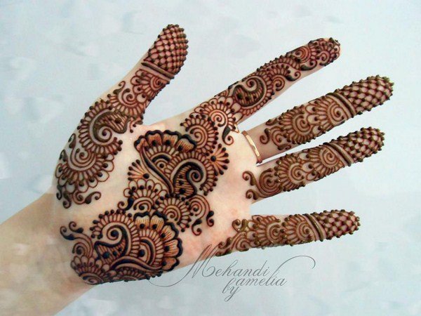 Latest Mehndi Designs