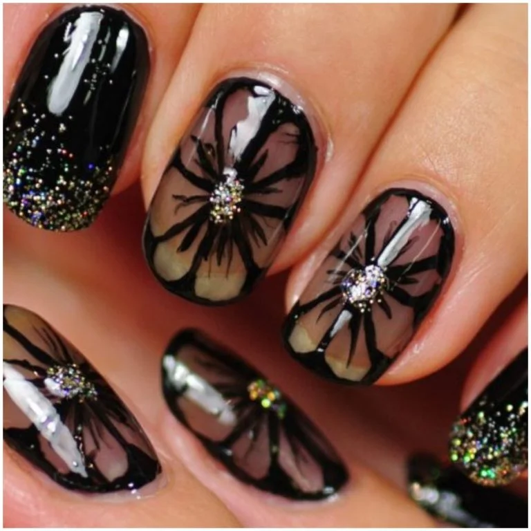 Best Short Nail Shapes for Christmax