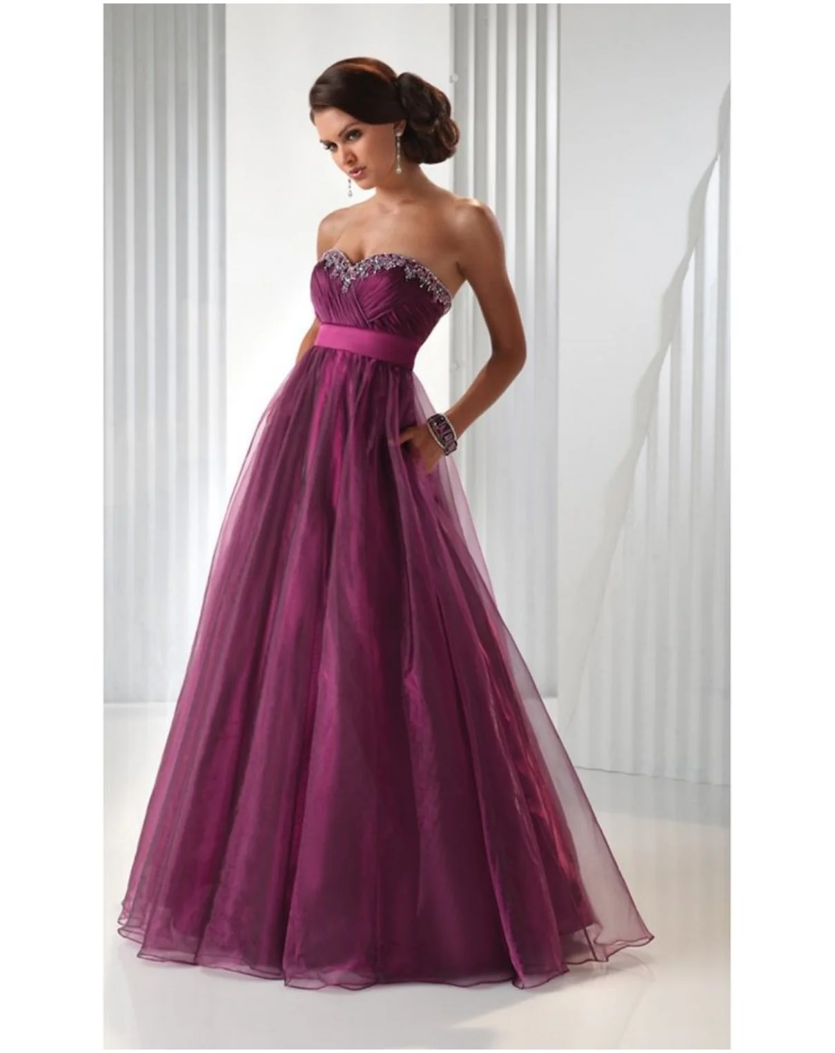 Lovely Online Prom Dresses Canada for Girls