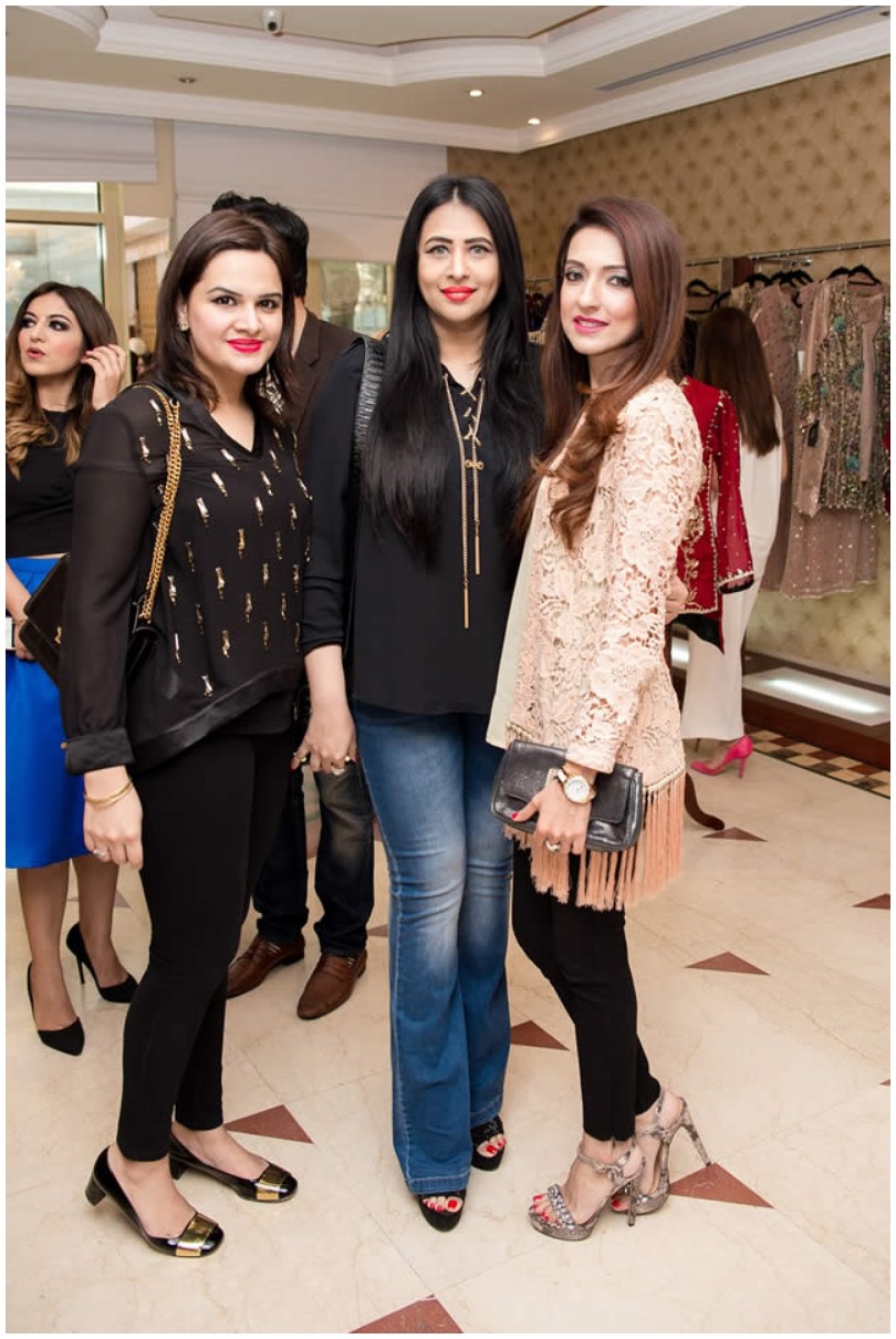 Fawad Khan with wife Sadaf at the exhibition of Silk by Fawad in dubai (1)