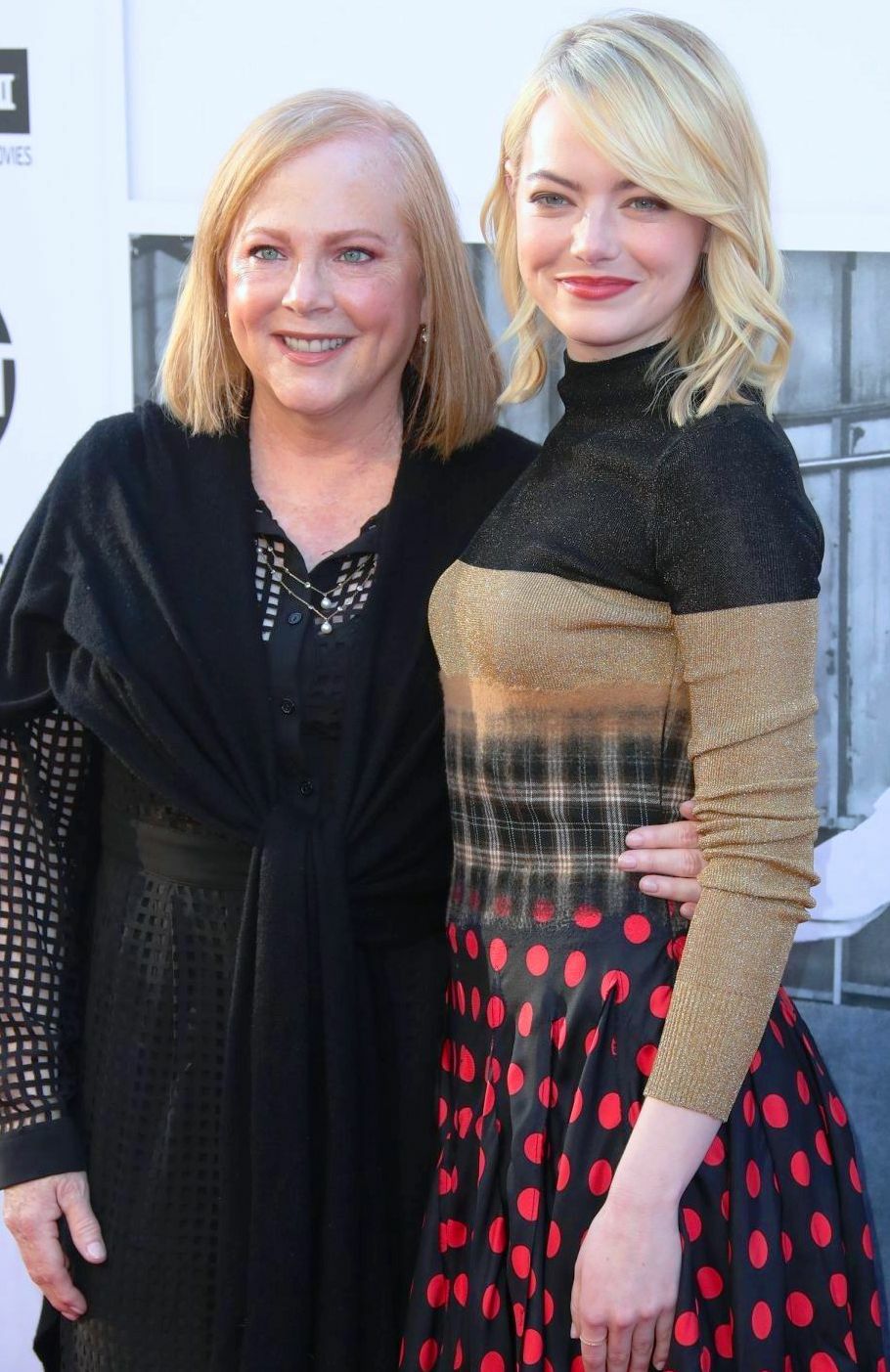 Emma Stone & Her Mother Photos