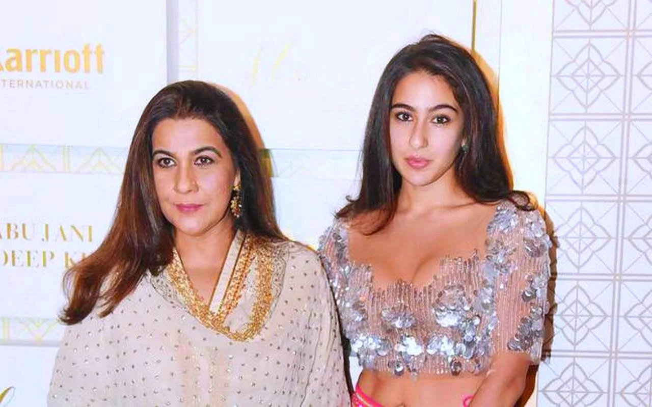 Cute Sara Ali Khan Photos Profile, Boyfriend, Biography