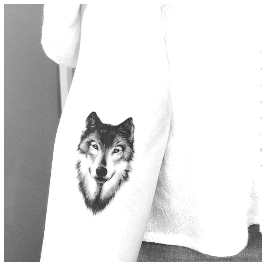 Wolf tattoo small