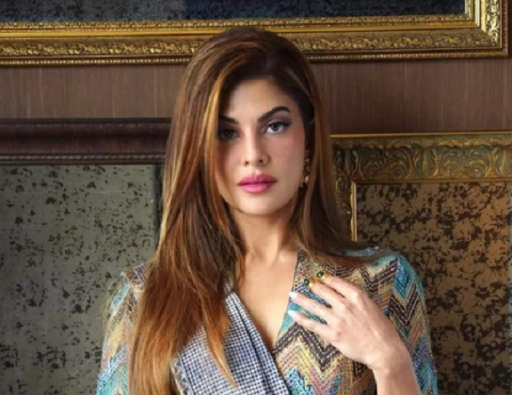 Jacqueline Fernandez Biography in Hindi, Latest Images